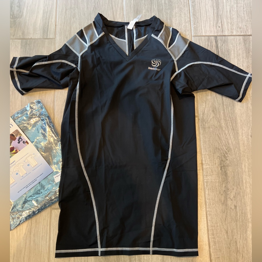 Intelliskin Men’s Foundation 2.0 Ve Neck PostureCue Workout Top sz XXXL